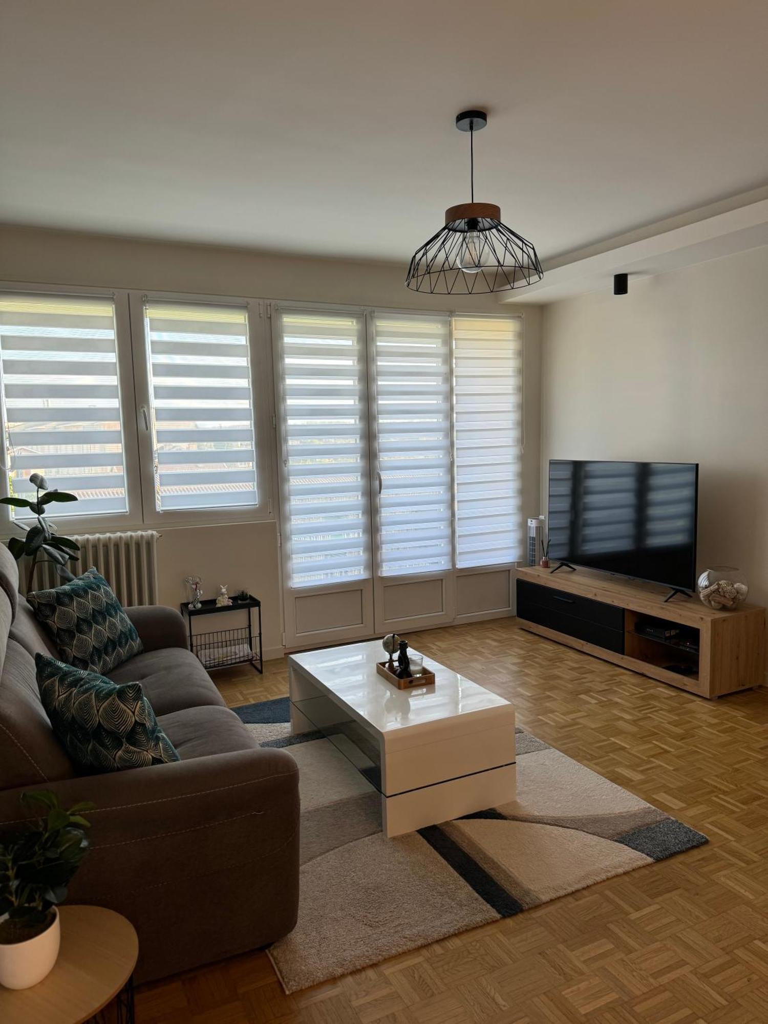 Appartement Chaleureux Et Spacieux T3 Limoges Exterior photo